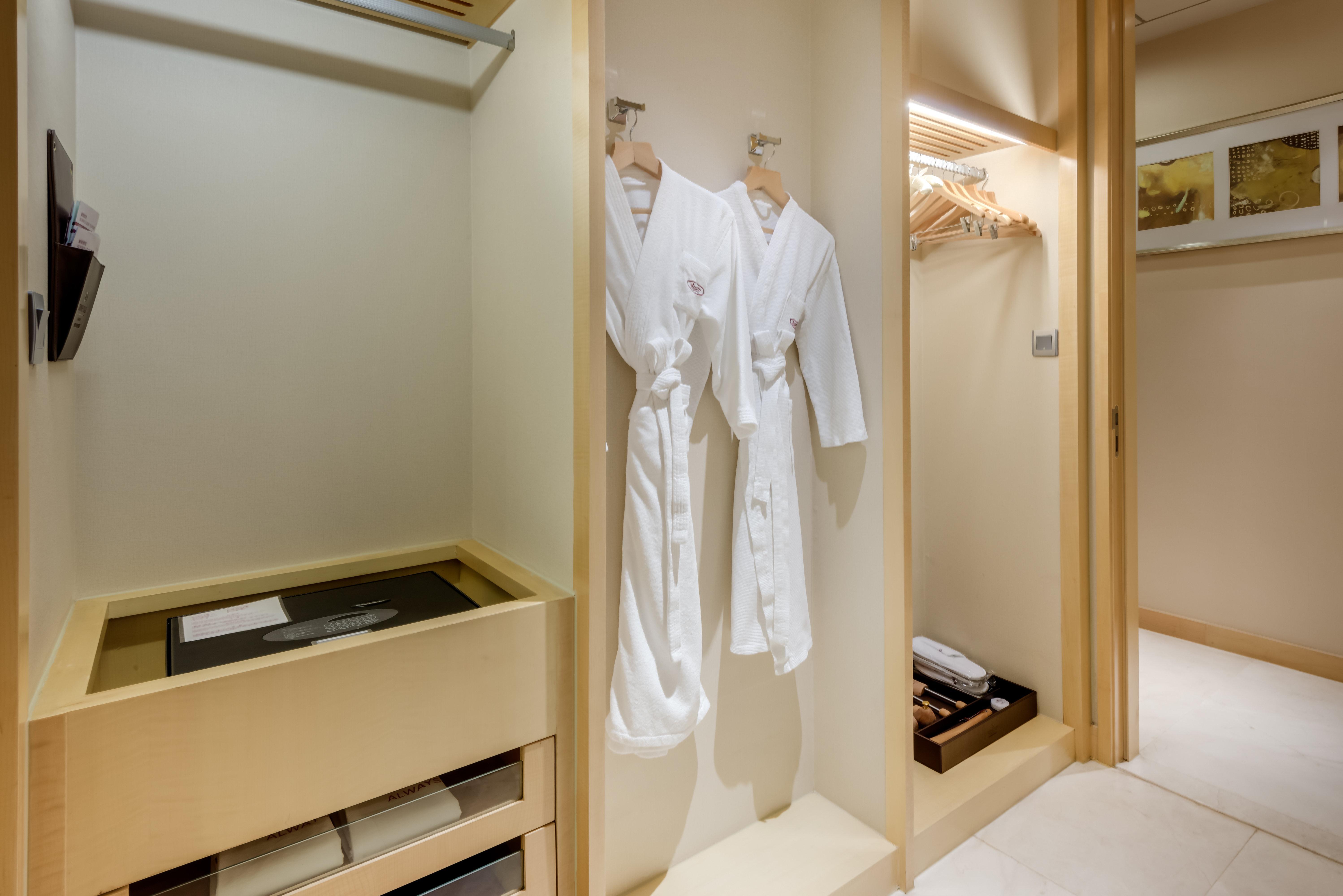 Crowne Plaza Xiangyang By Ihg Hotel Ngoại thất bức ảnh