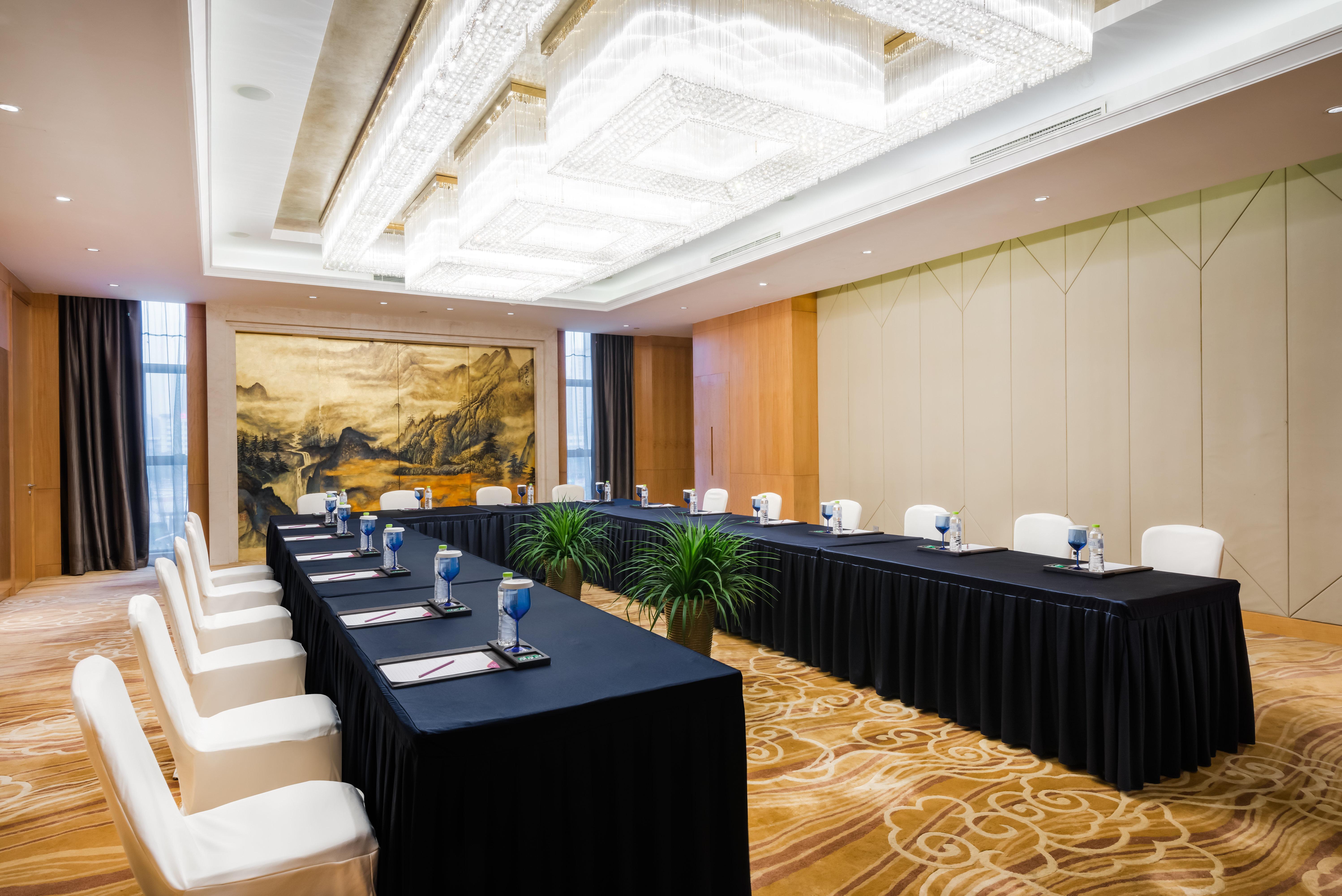 Crowne Plaza Xiangyang By Ihg Hotel Ngoại thất bức ảnh